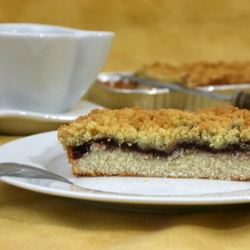 kme Streuselkuchen mit Zimt Pflaumenmus